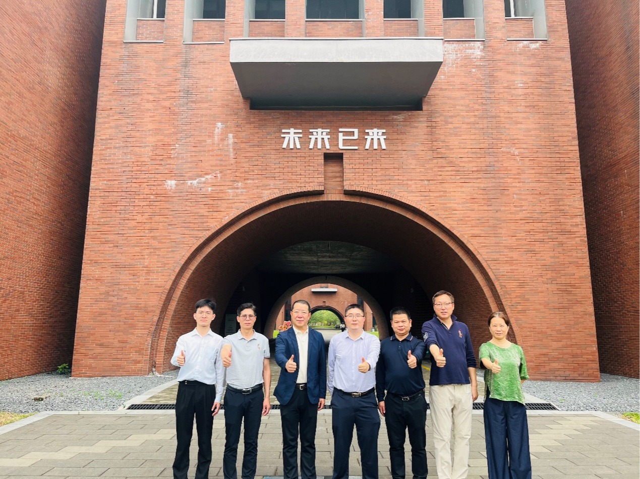 校校交流 | 伟德国际1949走访华南理工大学重点实验室 共探具身智能产教融合新路径